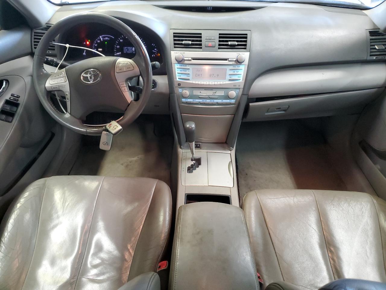 2009 Toyota Camry - Image 8