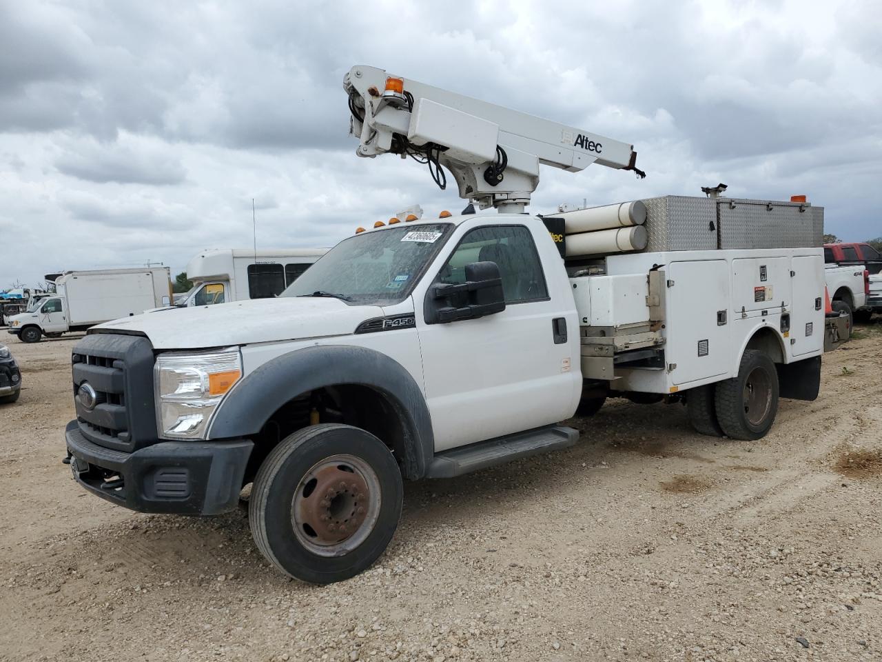 2012 Ford F450 Super Duty zu verkaufen in San Antonio, TX - Minor Dent/Scratches
