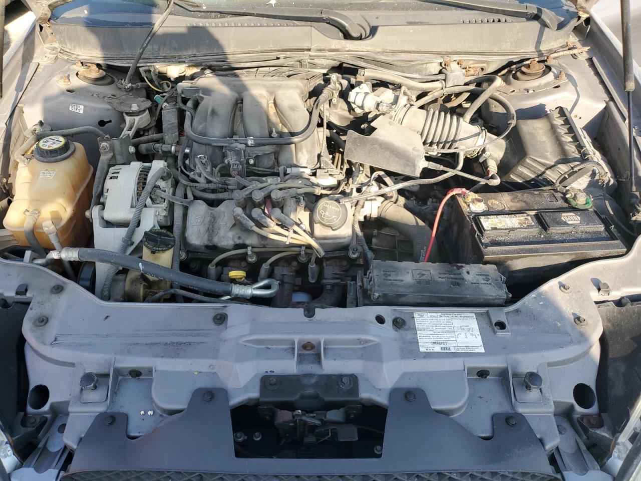 2006 Ford Taurus - Image 11