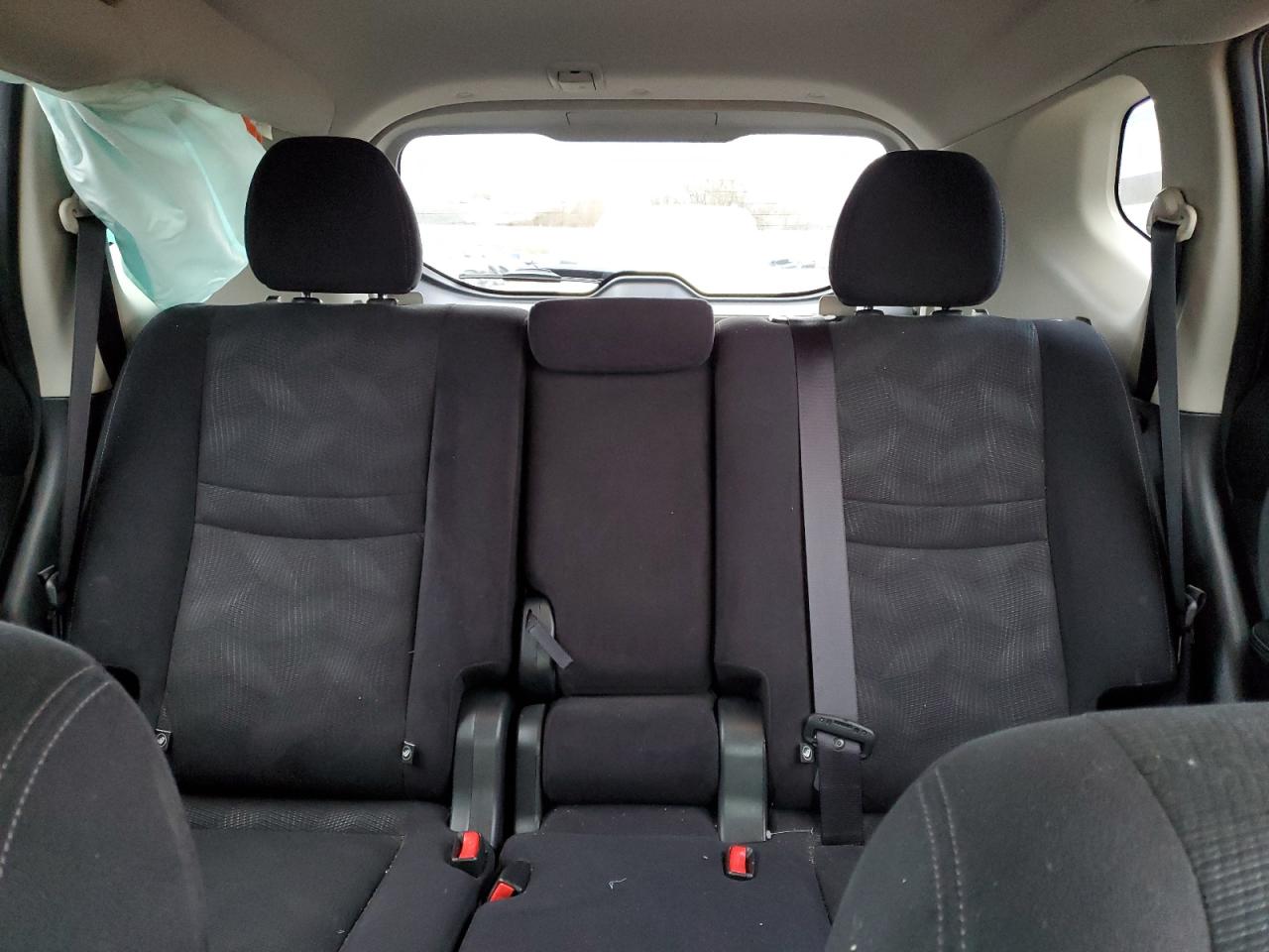 JN8AT2MT3GW025188 NISSAN ROGUE 2016