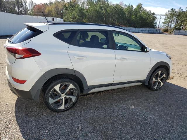  HYUNDAI TUCSON 2017 Biały