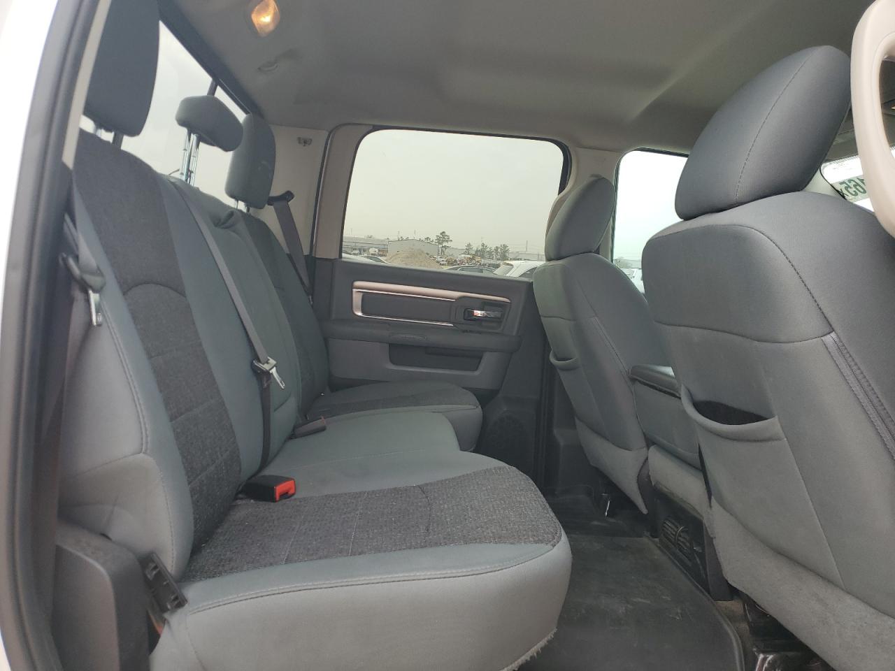 2018 RAM 2500 - Image 10