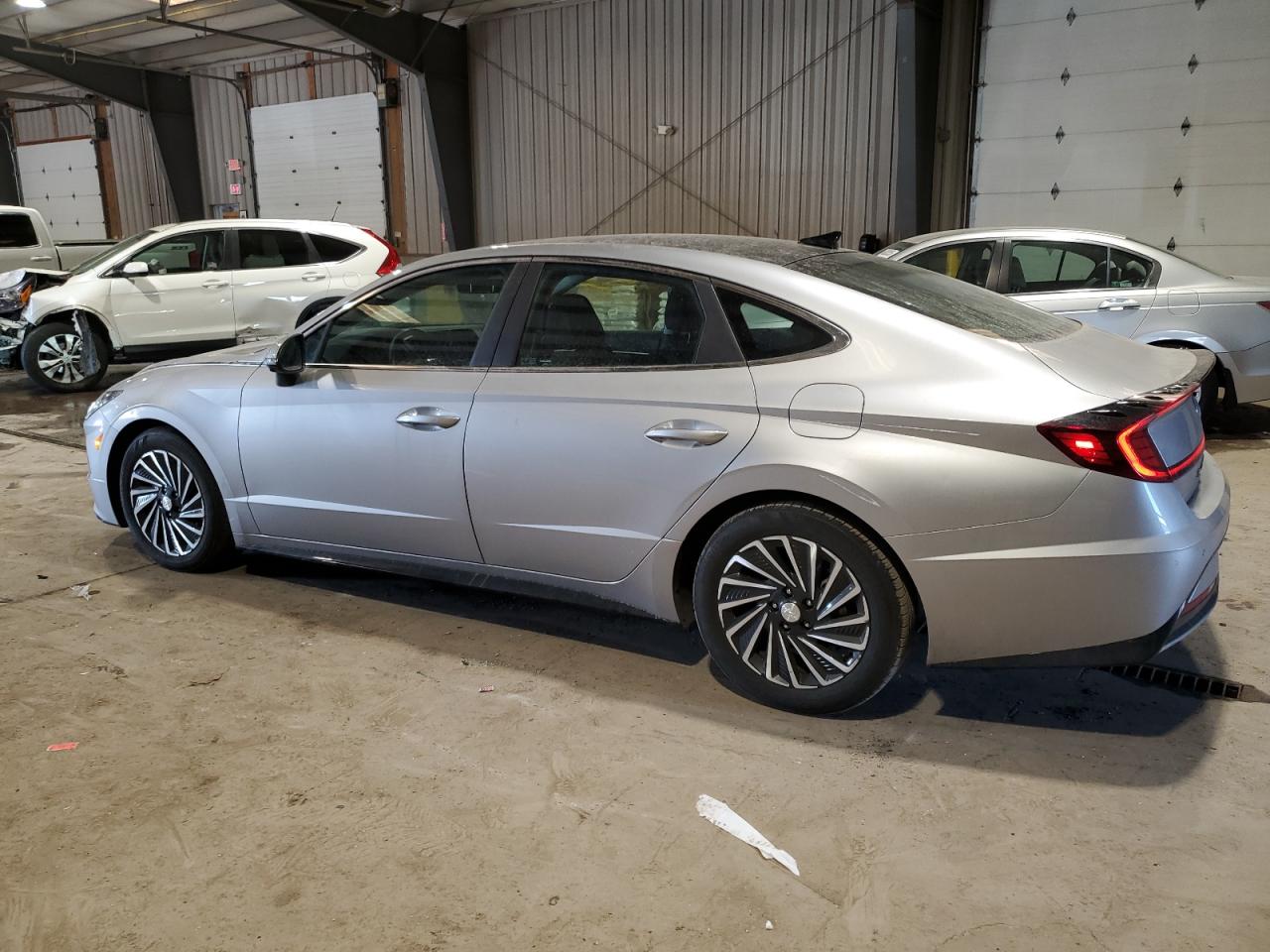 2021 Hyundai Sonata - Image 2