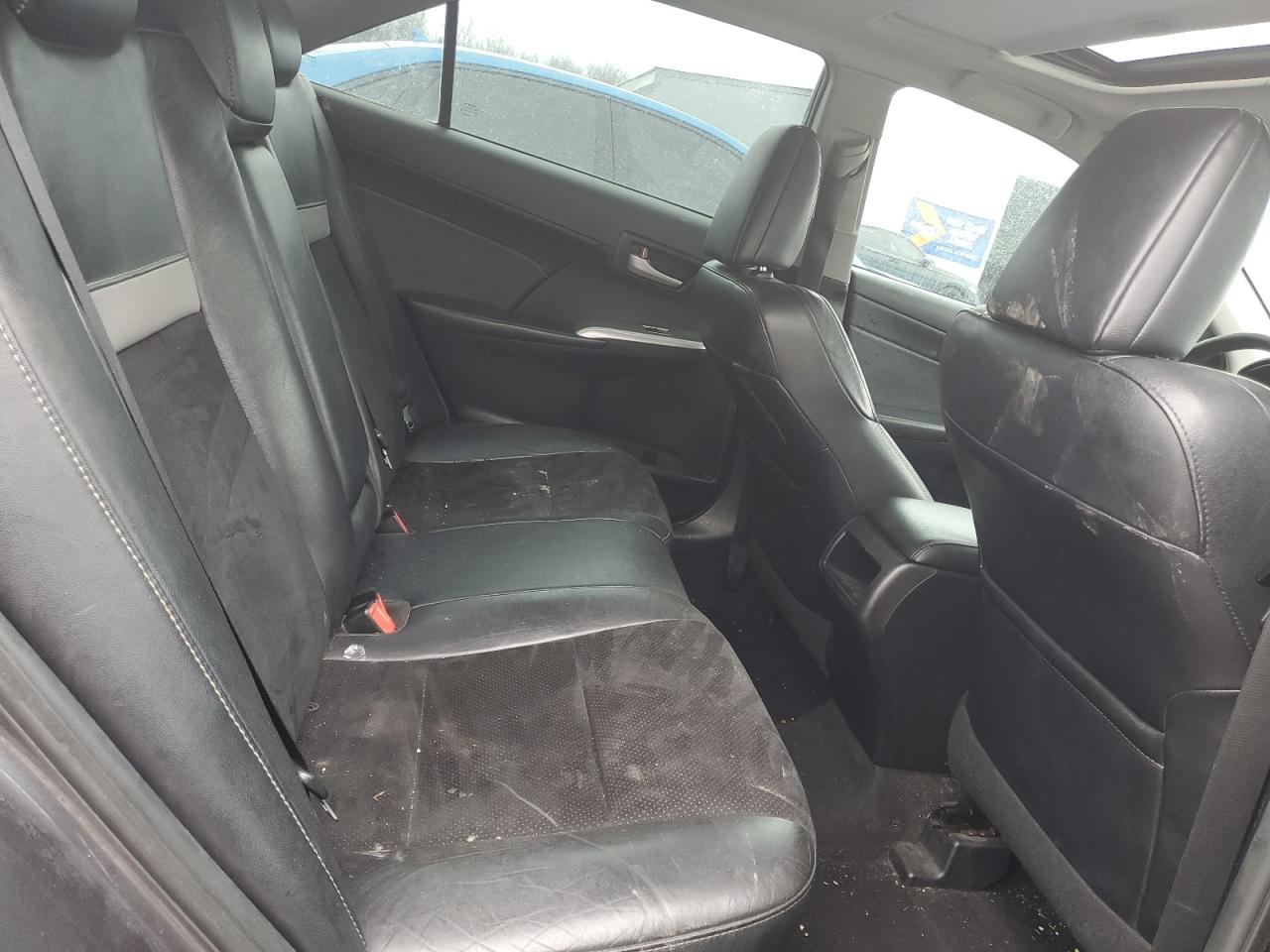 2014 Toyota Camry - Image 10