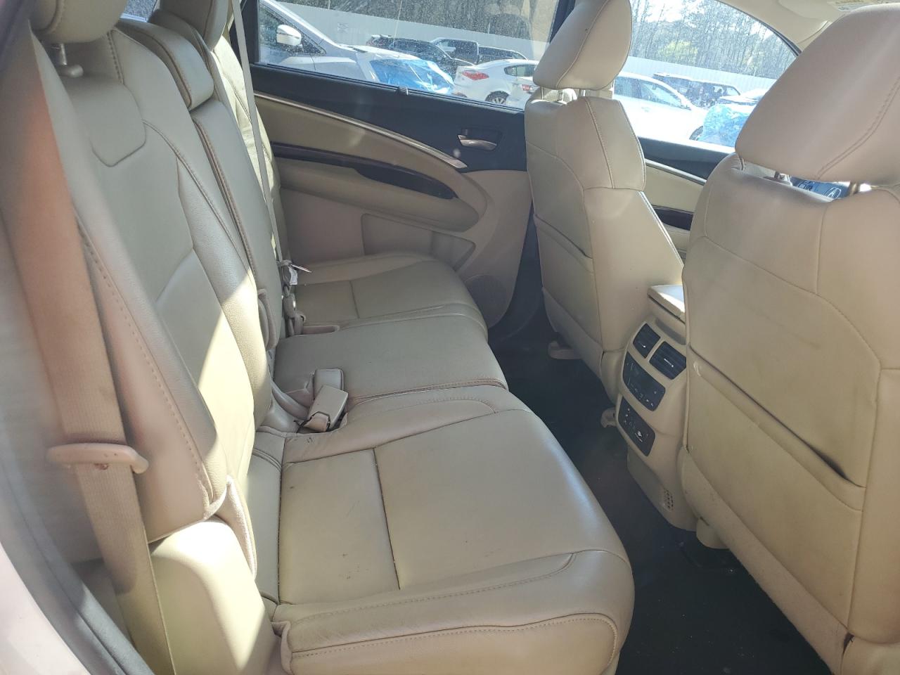 2015 Acura MDX - Image 11
