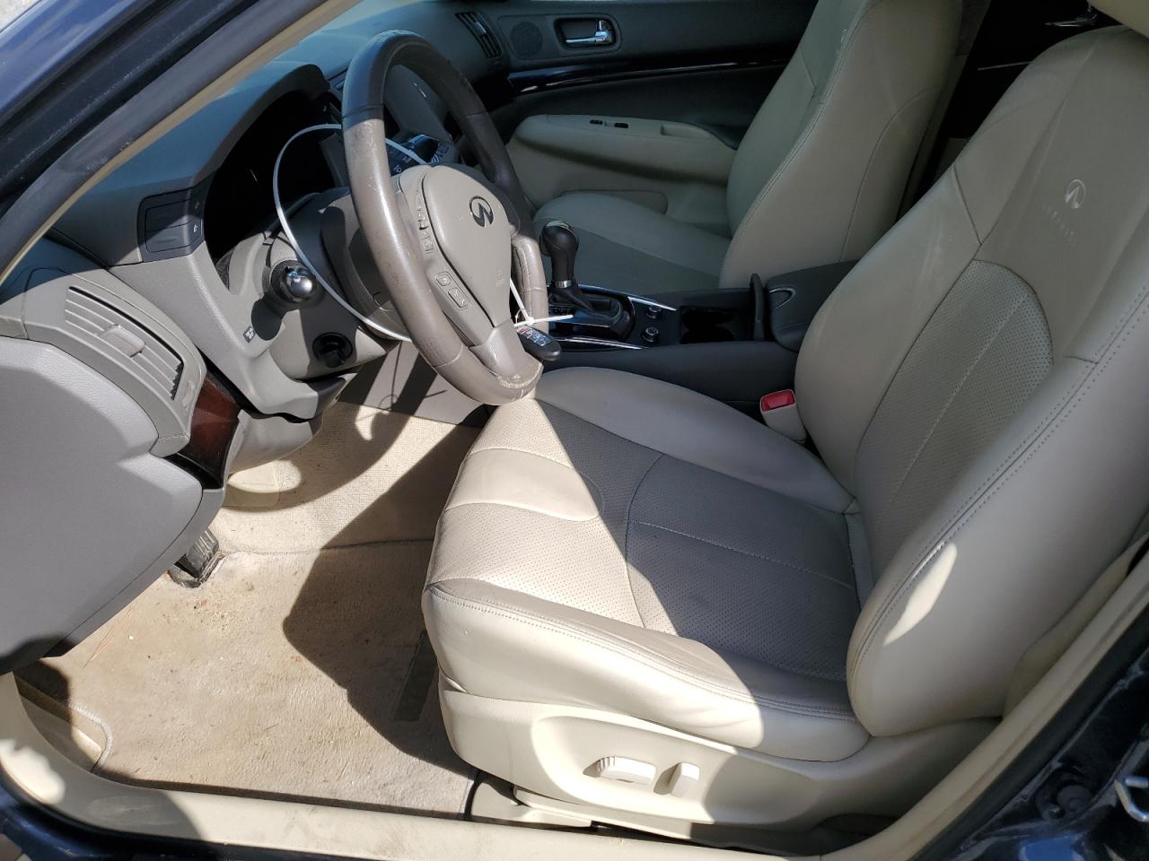 2010 Infiniti G - Image 7