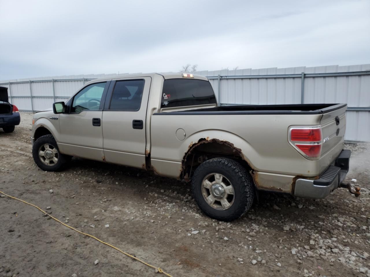 2010 Ford F-150 - Image 2