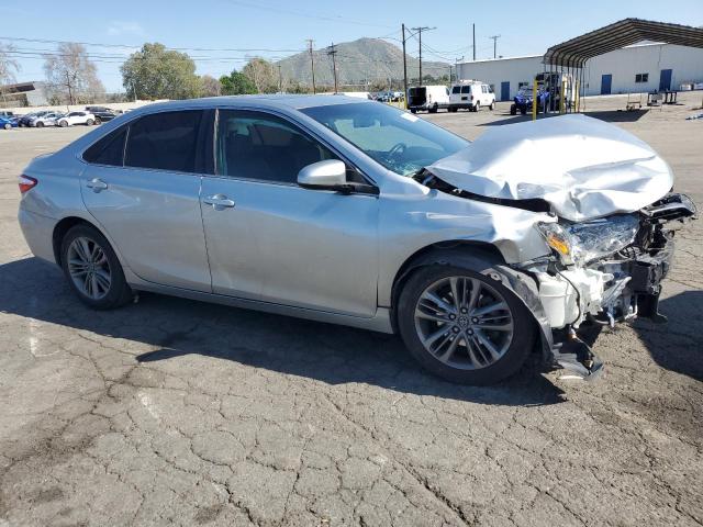  TOYOTA CAMRY 2016 Серебристый