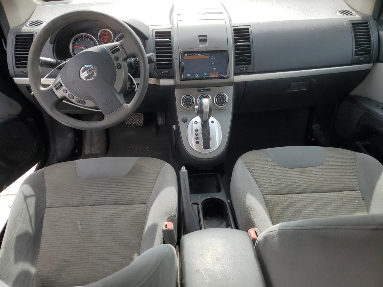 2010 Nissan Sentra - Image 8
