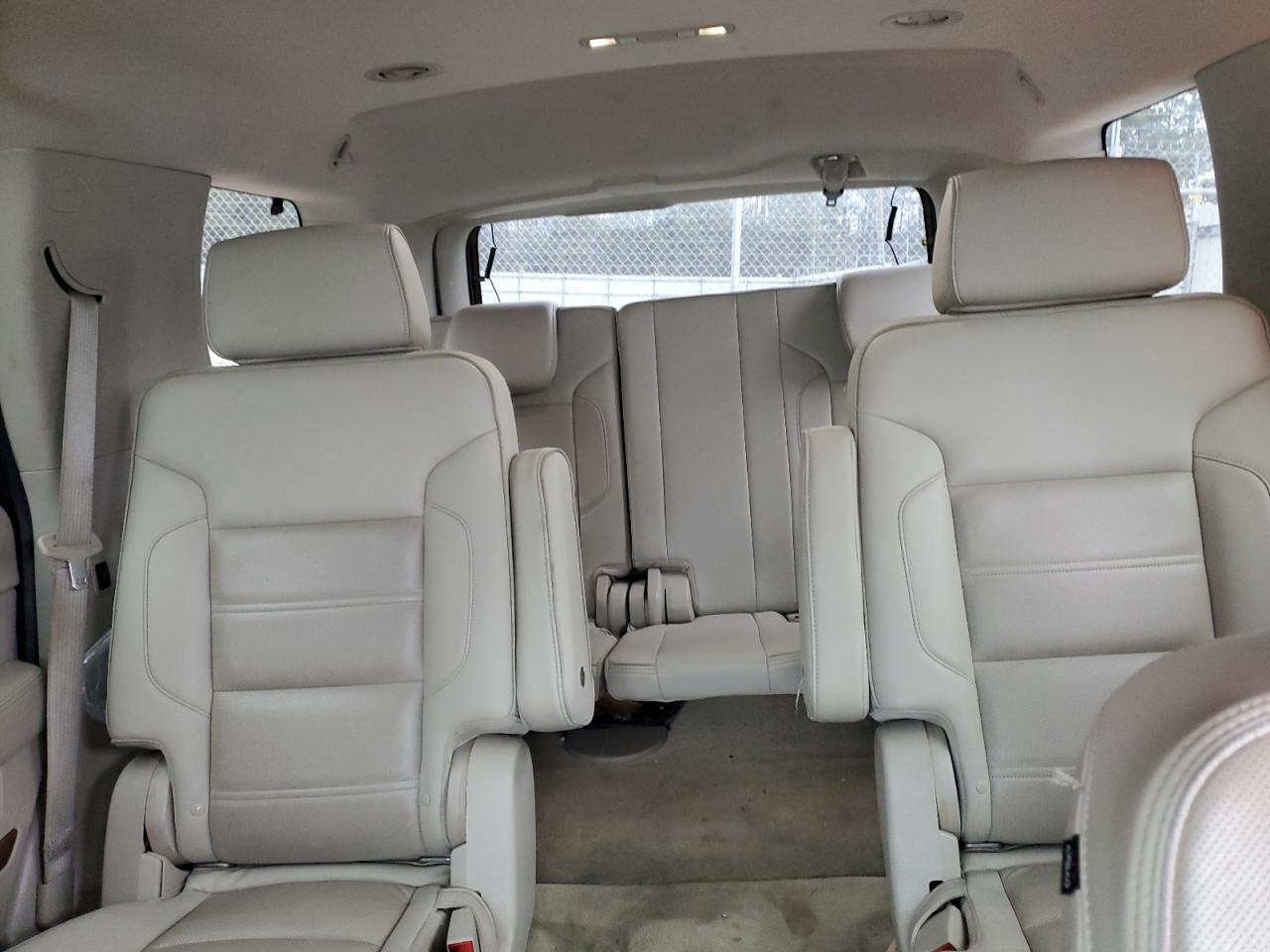 2015 GMC Yukon - Image 10