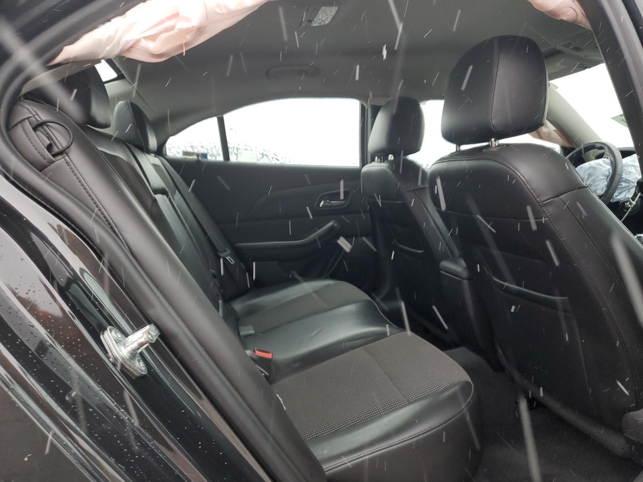 2014 Chevrolet Malibu - Image 11