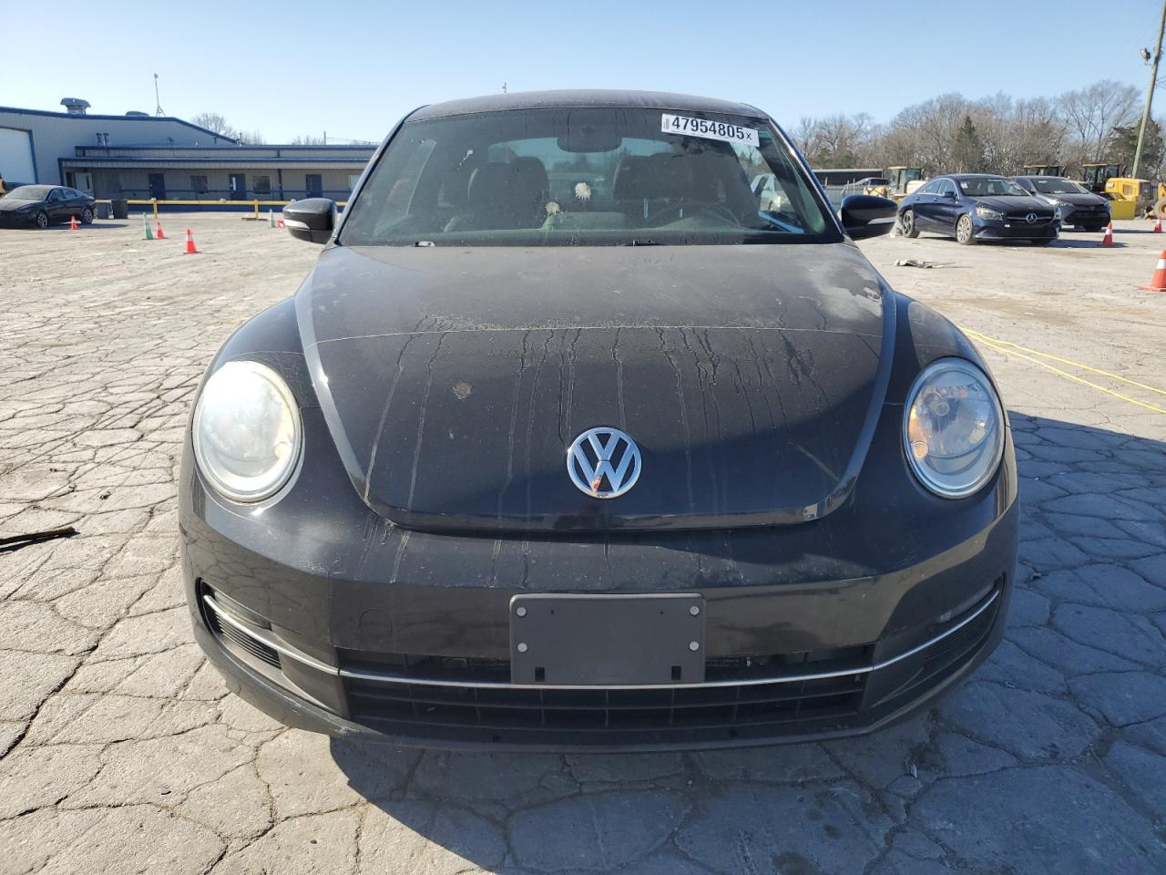 2013 Volkswagen Beetle - Image 5