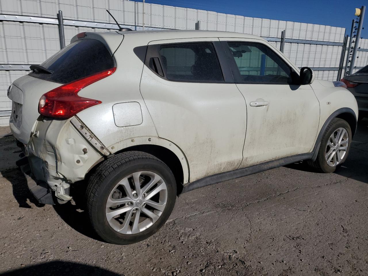 2011 Nissan Juke - Image 3