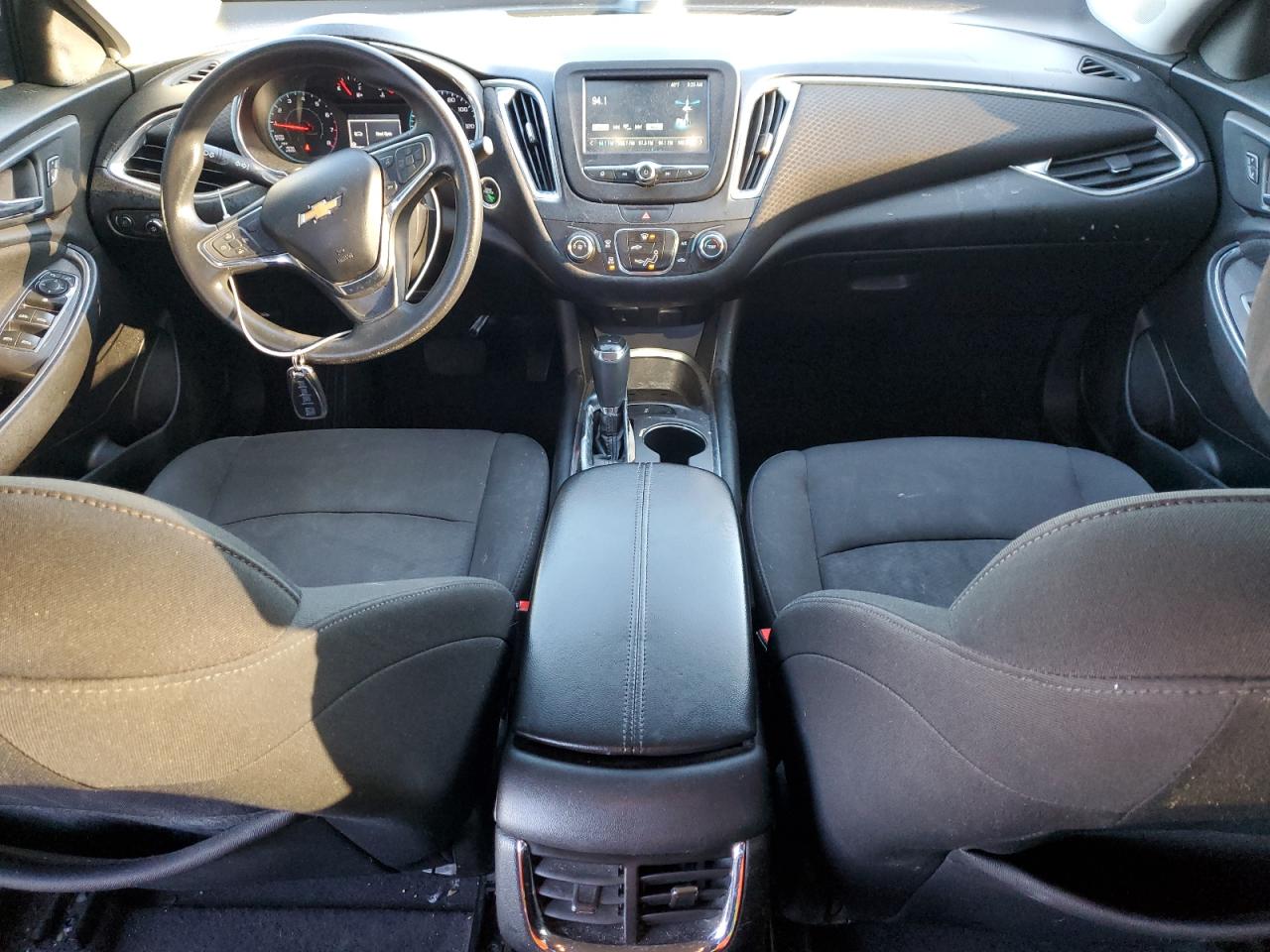 1G1ZE5ST5GF289888 CHEVROLET MALIBU 2016