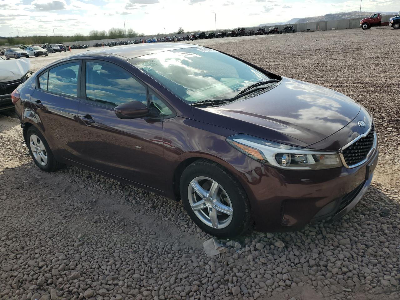 2017 Kia Forte - Image 4