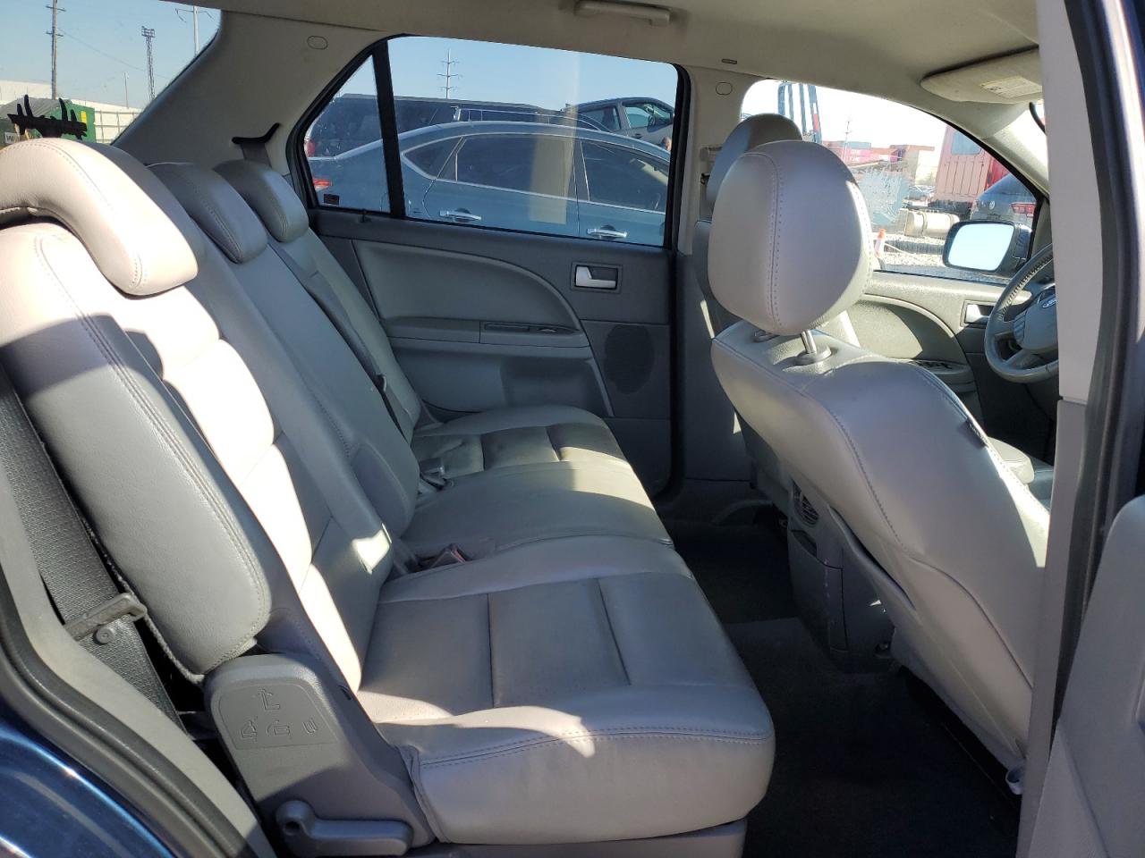 2007 Ford Freestyle Sel VIN: 1FMDK021X7GA15572 Lot: 50347905