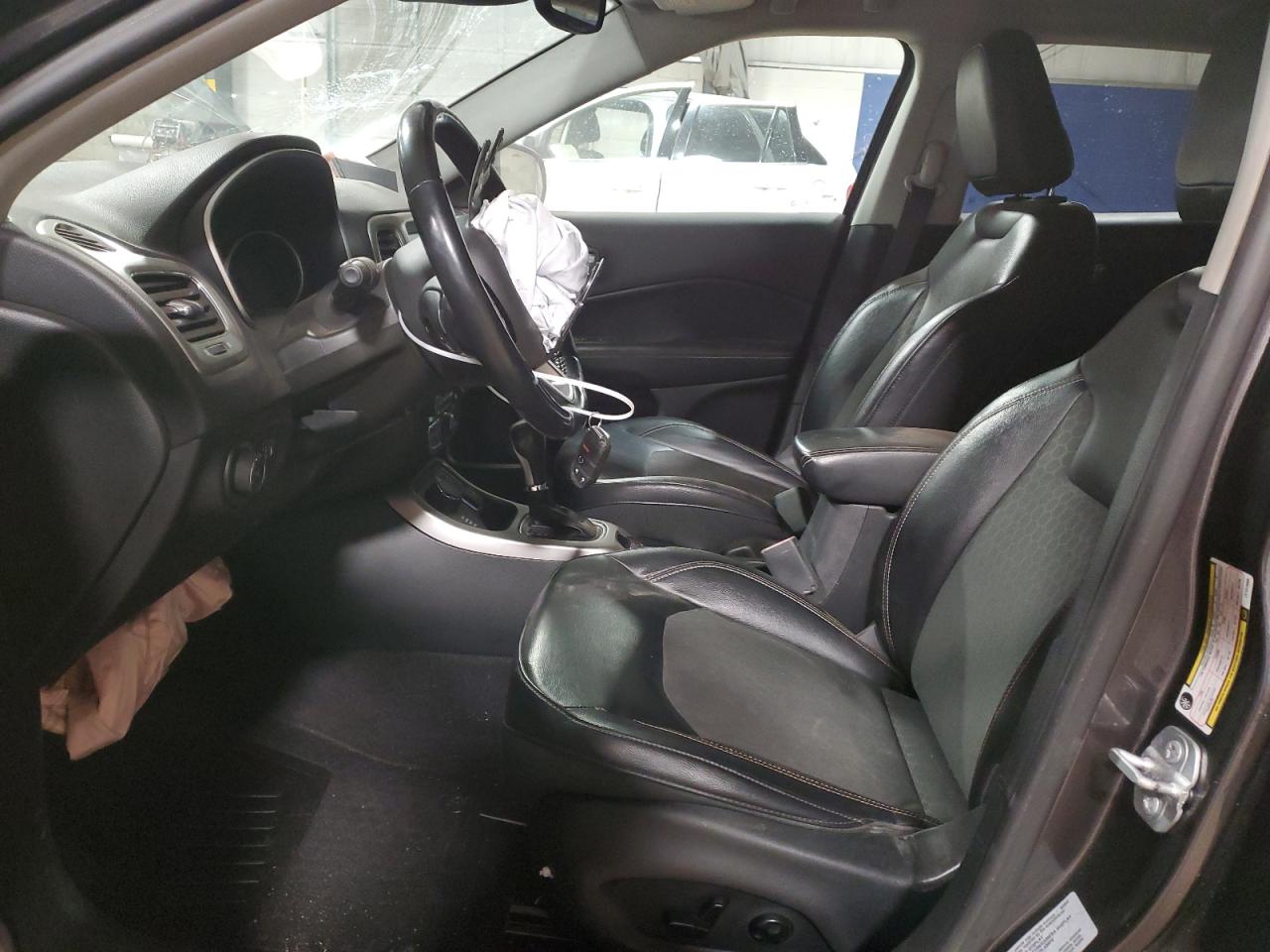 2018 Jeep Compass - Image 7
