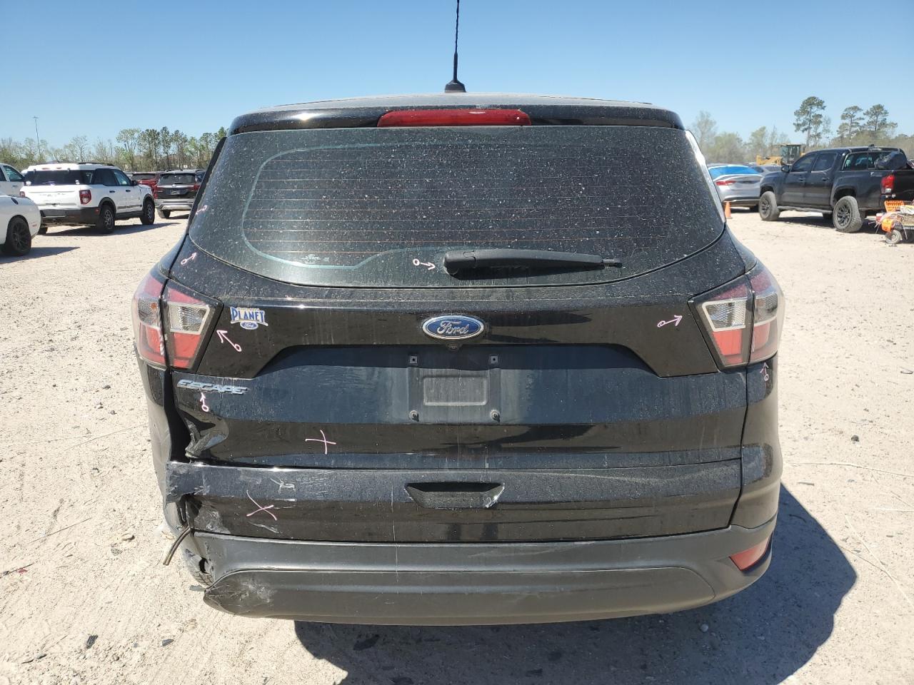 1FMCU0F75HUC78186 FORD ESCAPE 2017