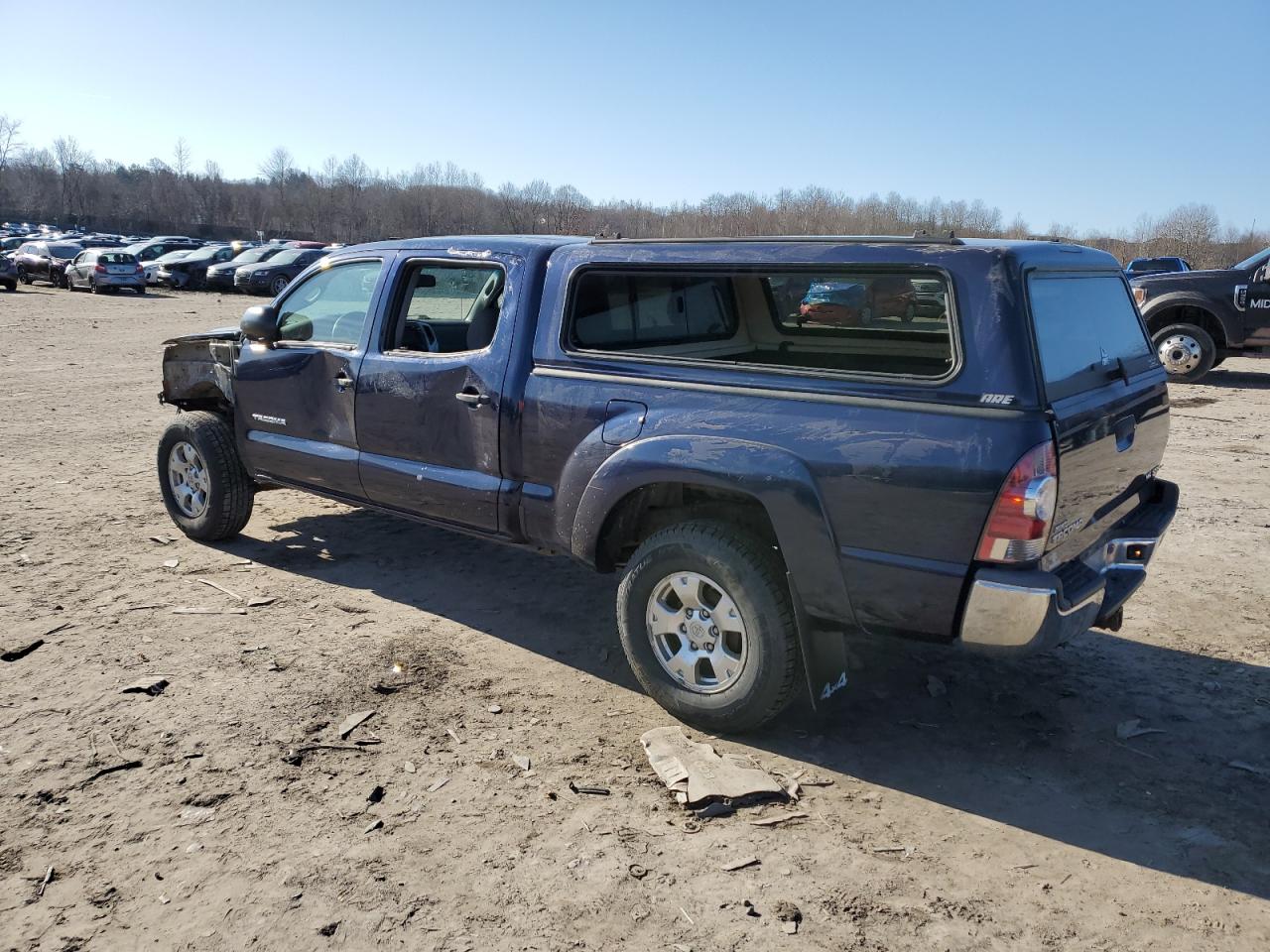2013 Toyota Tacoma - Image 2