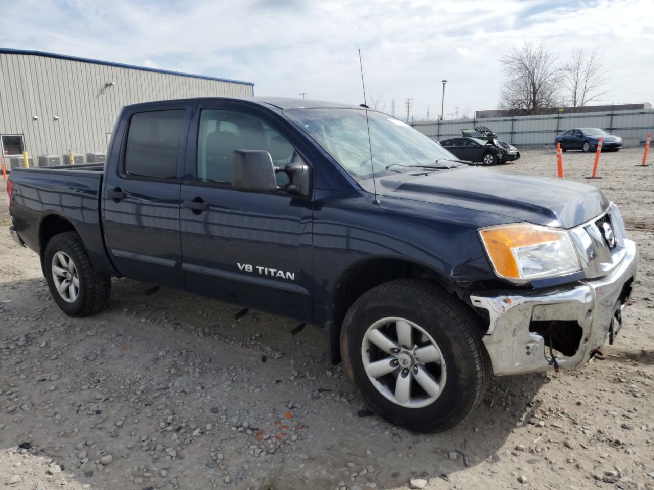 2011 Nissan Titan - Image 4
