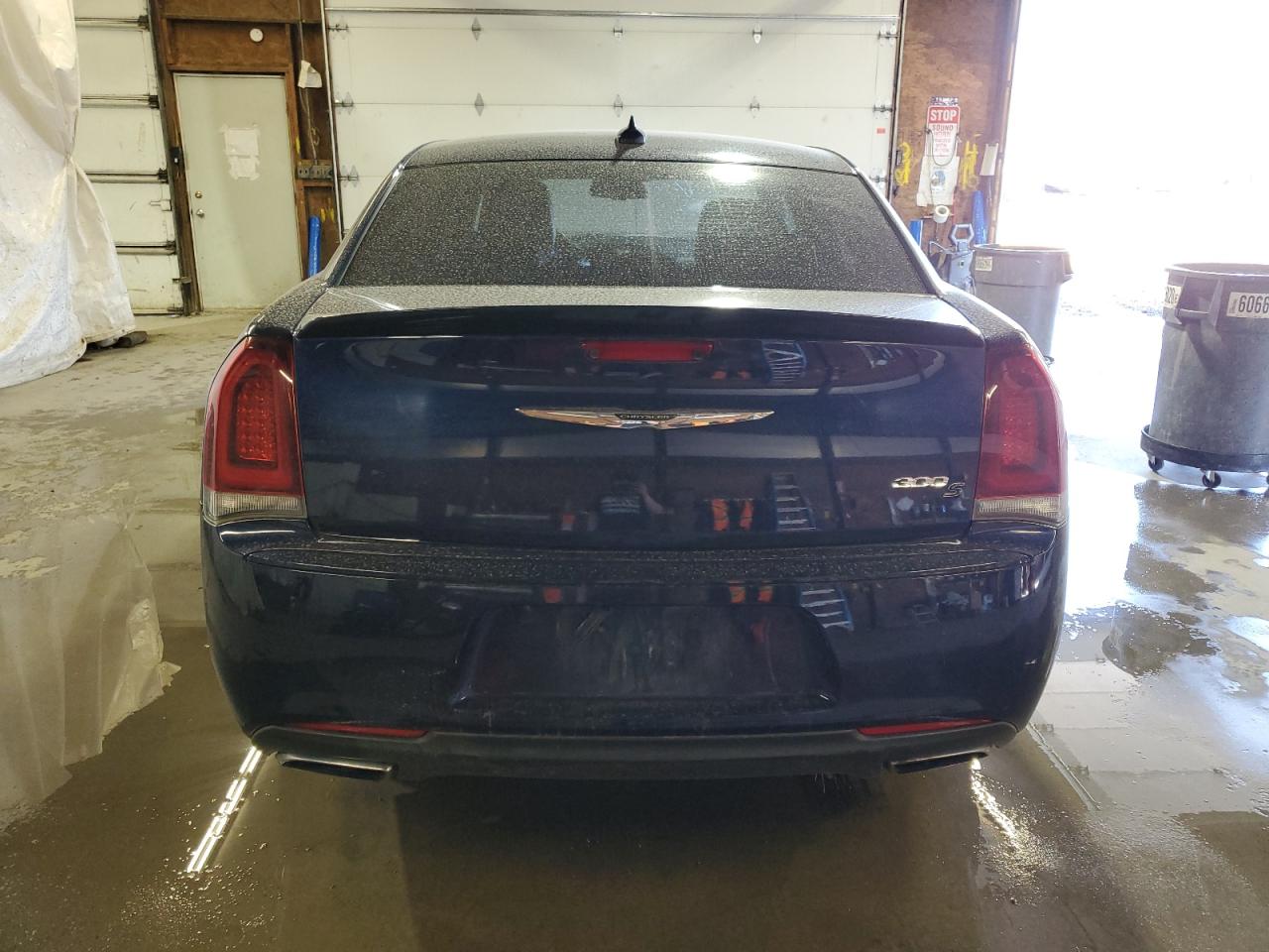 2016 Chrysler 300 - Image 6