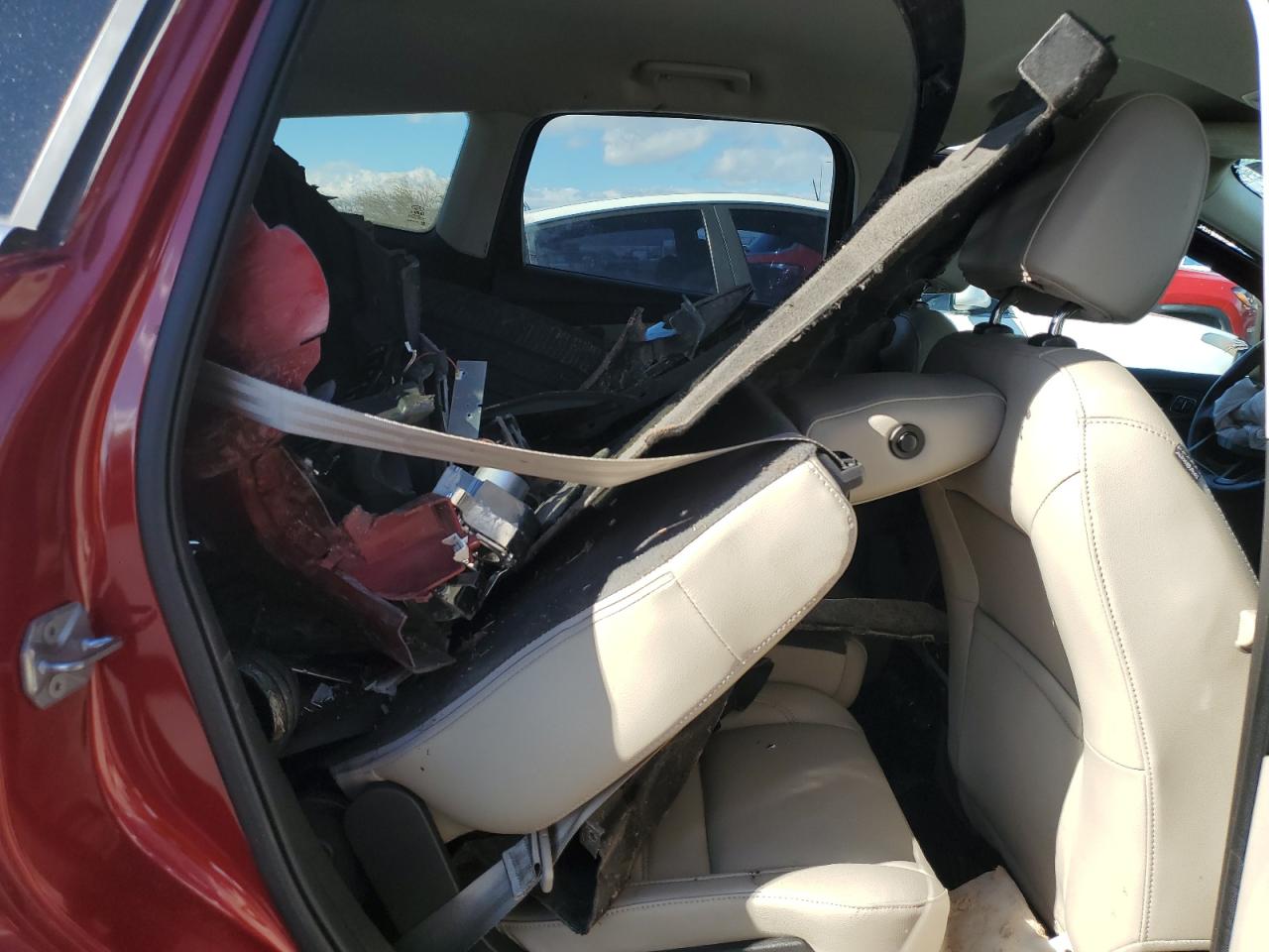 1FMCU0J95HUE15958 FORD ESCAPE 2017