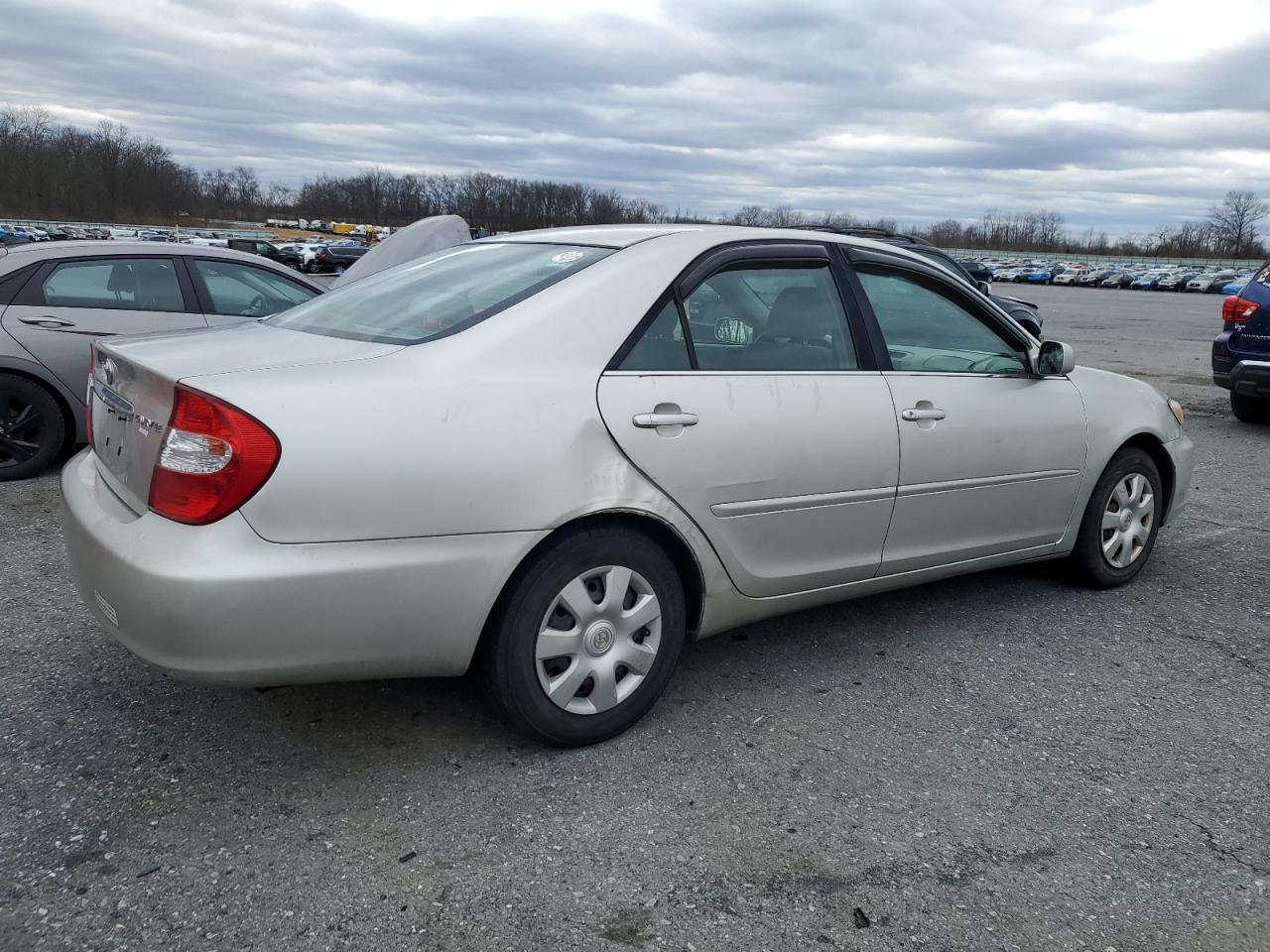 2004 Toyota Camry - Image 3