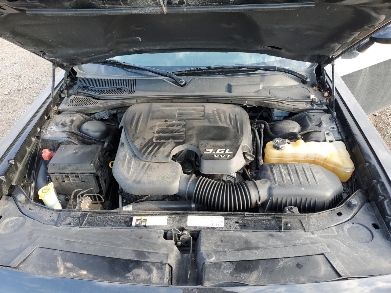 2013 Dodge Challenger - Image 11