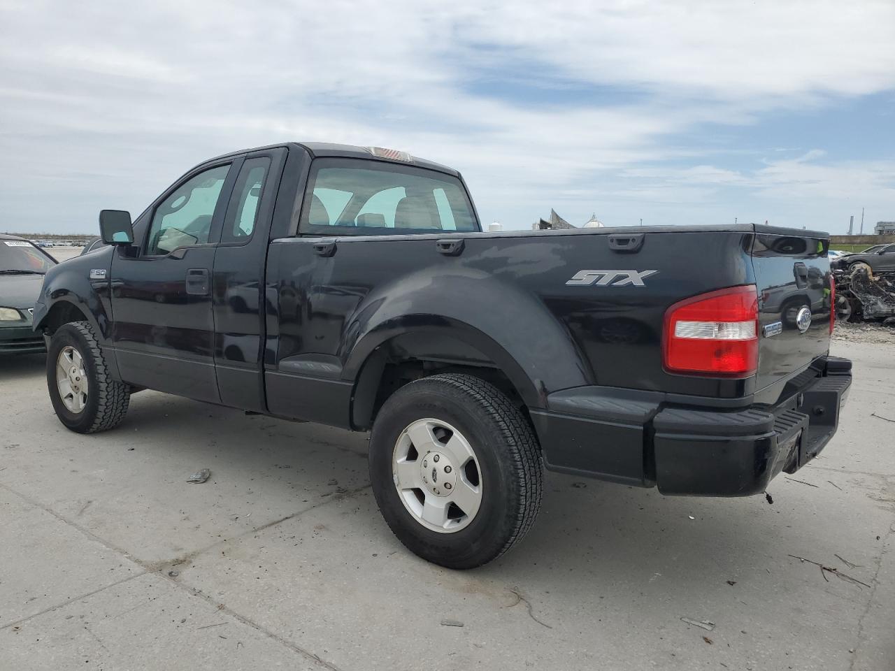 2006 Ford F-150 - Image 2