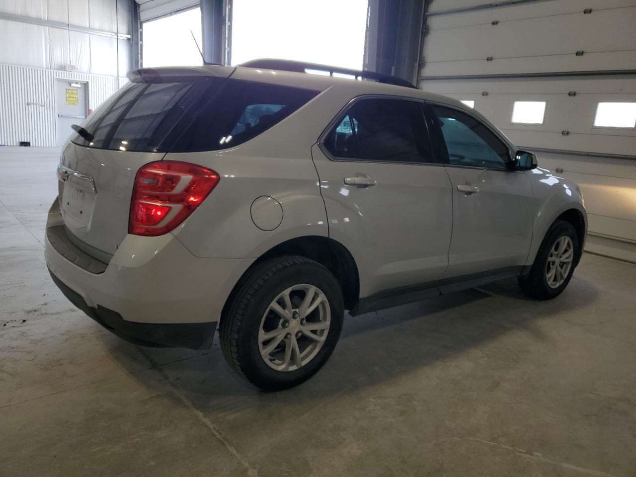 2017 Chevrolet Equinox - Image 3