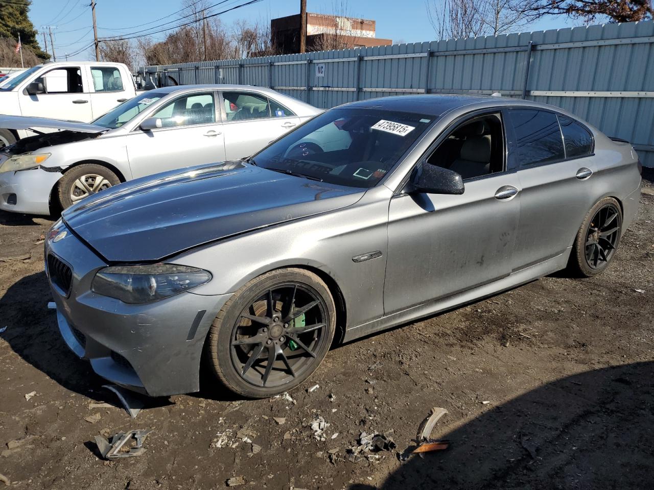 2011 BMW 5er - Image 1