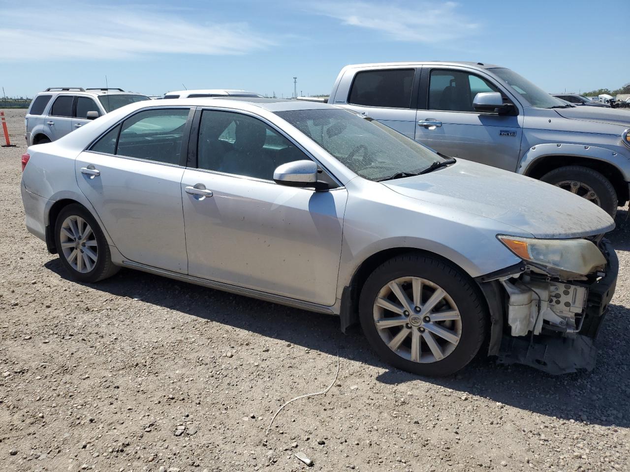 2014 Toyota Camry - Image 4