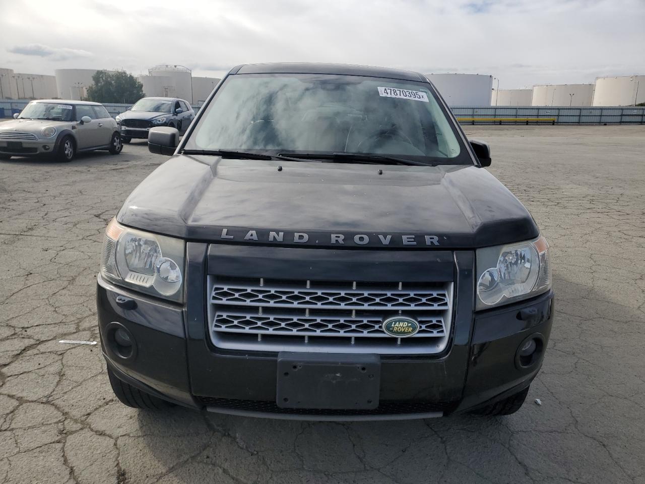 2010 Land Rover LR2 - Image 5