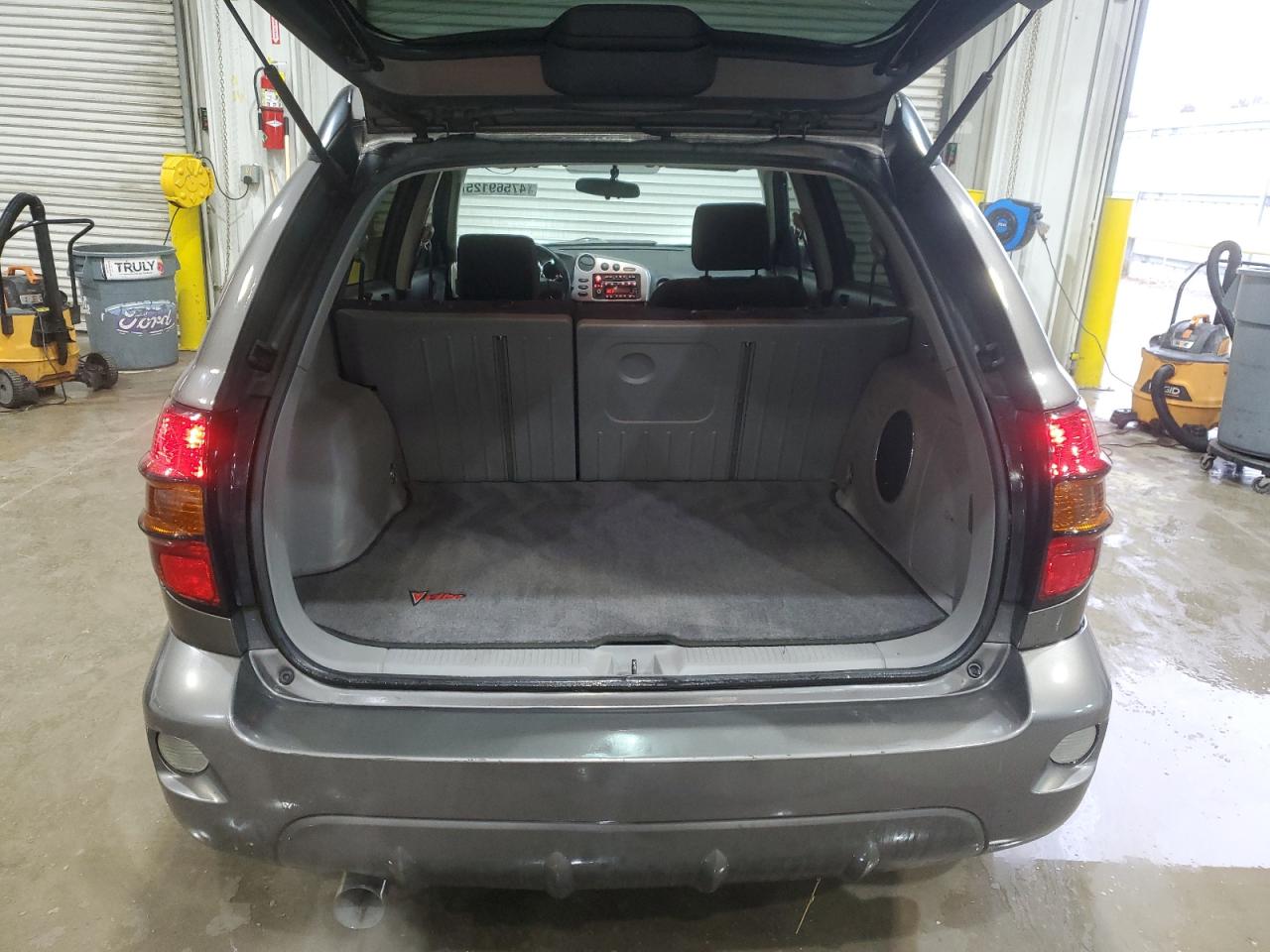 2007 Pontiac Vibe - Image 6