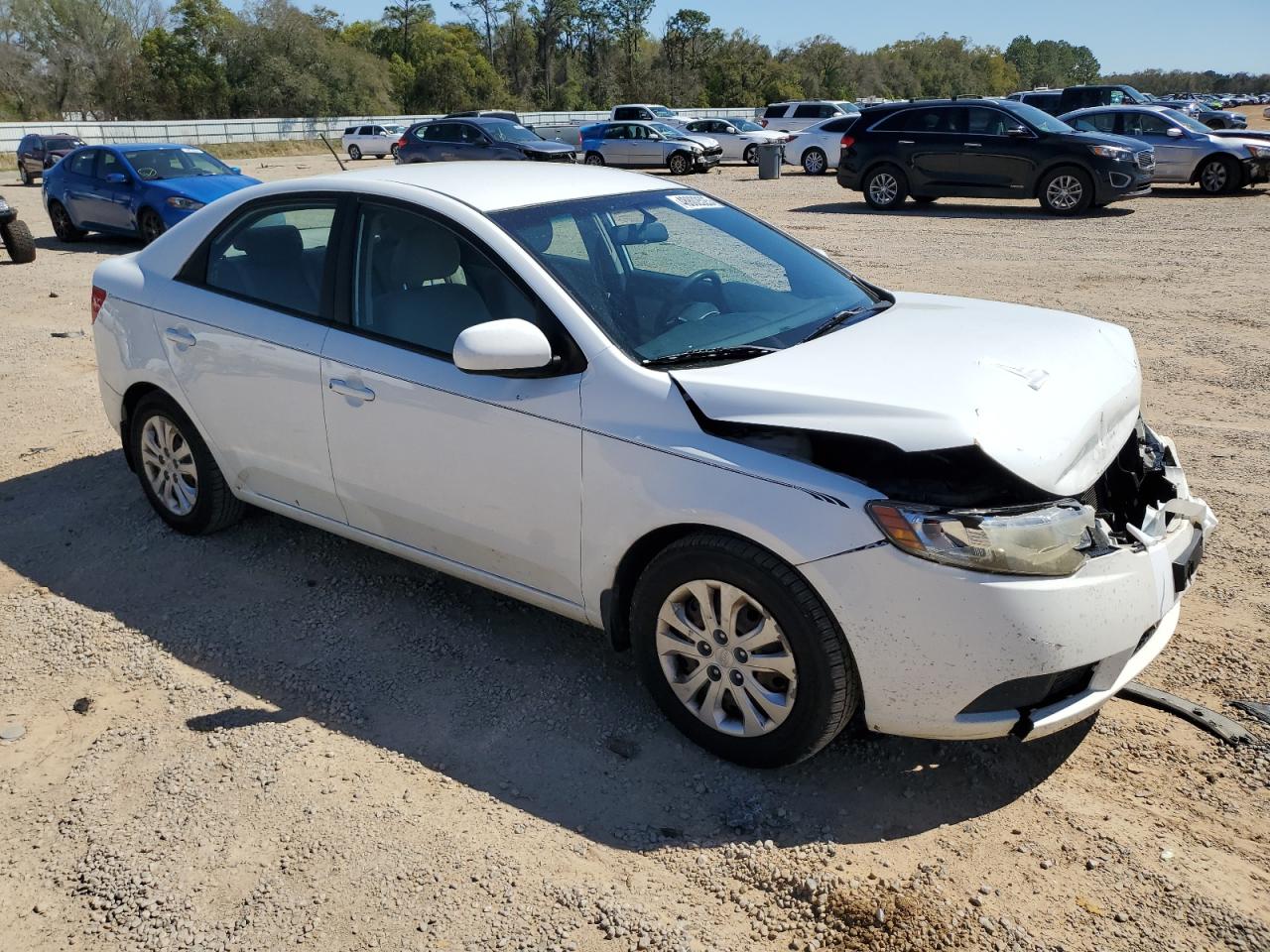 2013 Kia Forte - Image 4
