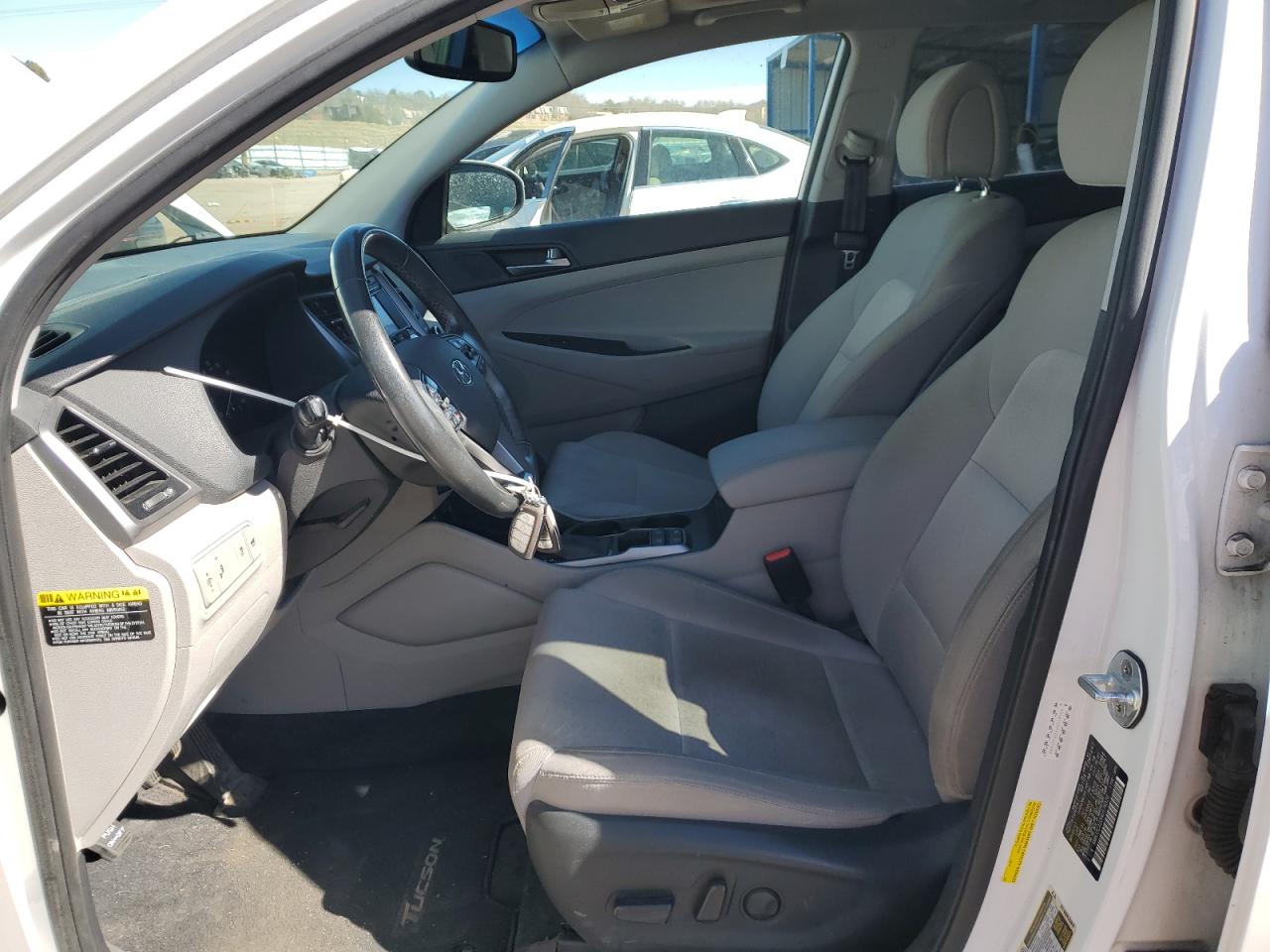 2017 Hyundai Tucson - Image 7
