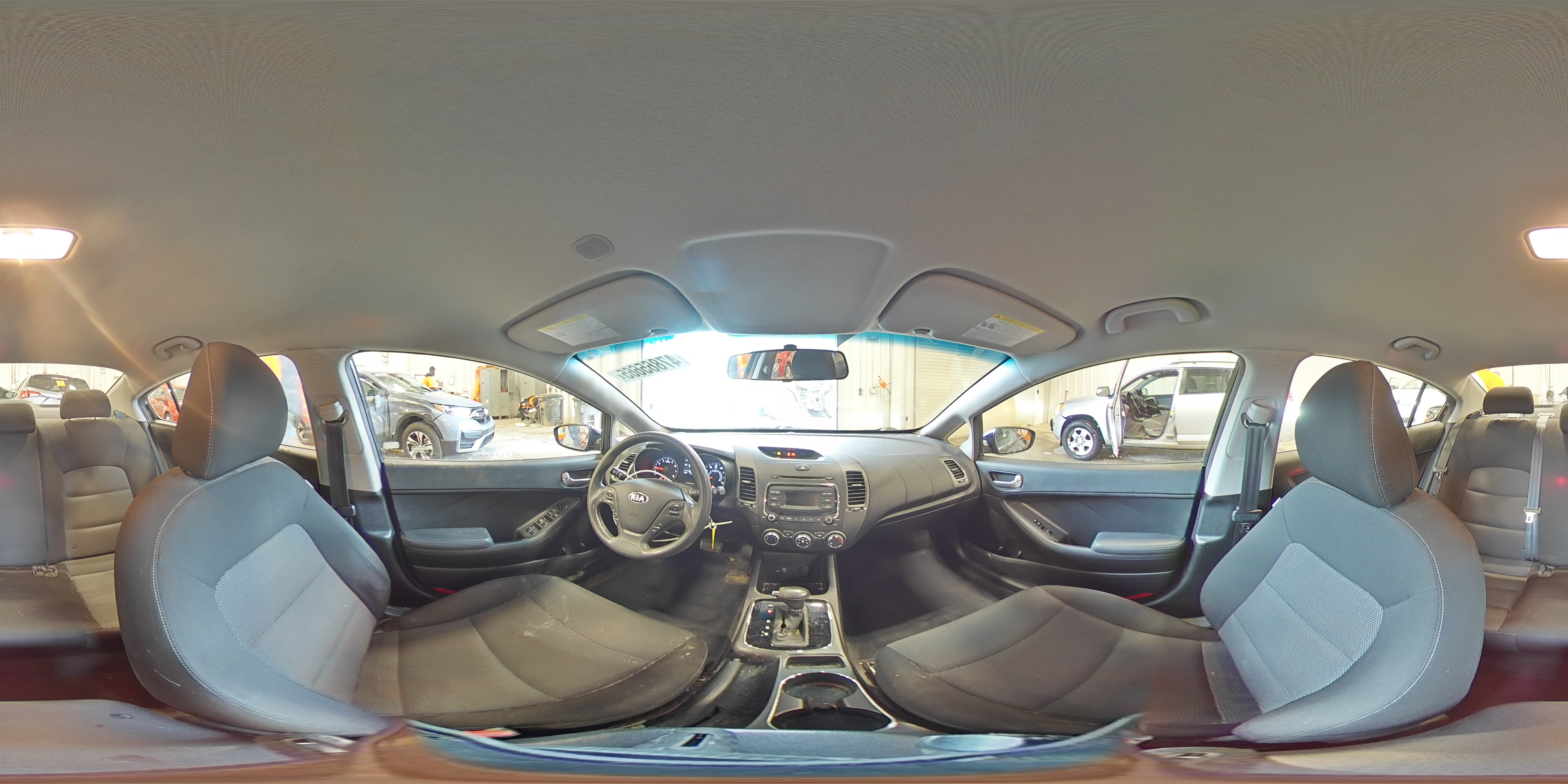 2017 Kia Forte - Image 15