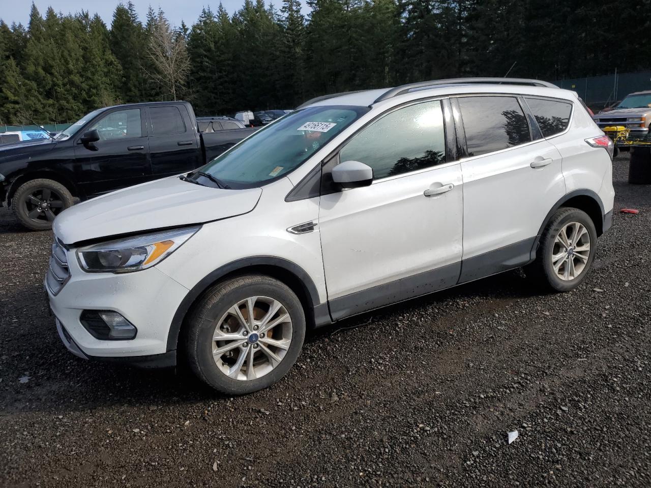 Graham, WA에서 판매 중인 2018 Ford Escape Se - Minor Dent/Scratches