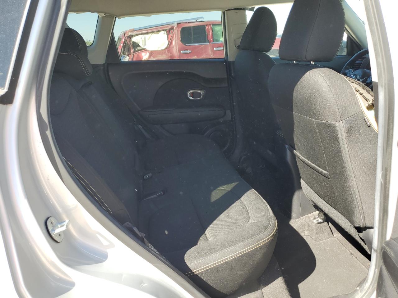 2015 Kia Soul - Image 11
