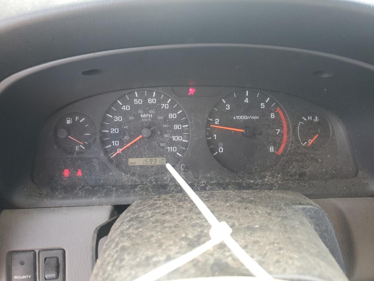 2001 Nissan XTerra - Image 9