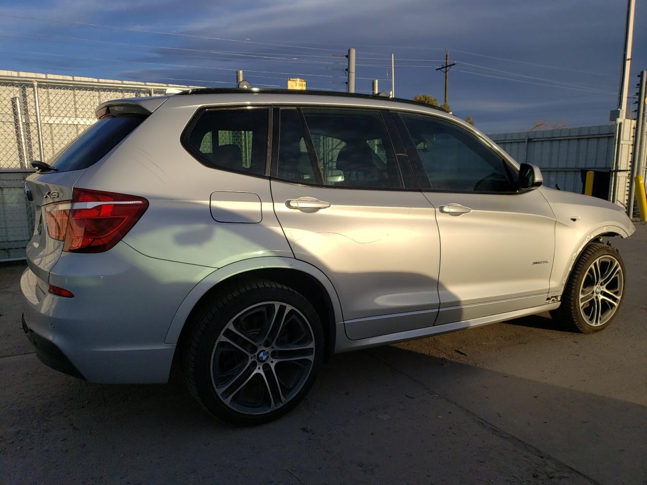 2015 BMW X3 - Image 3