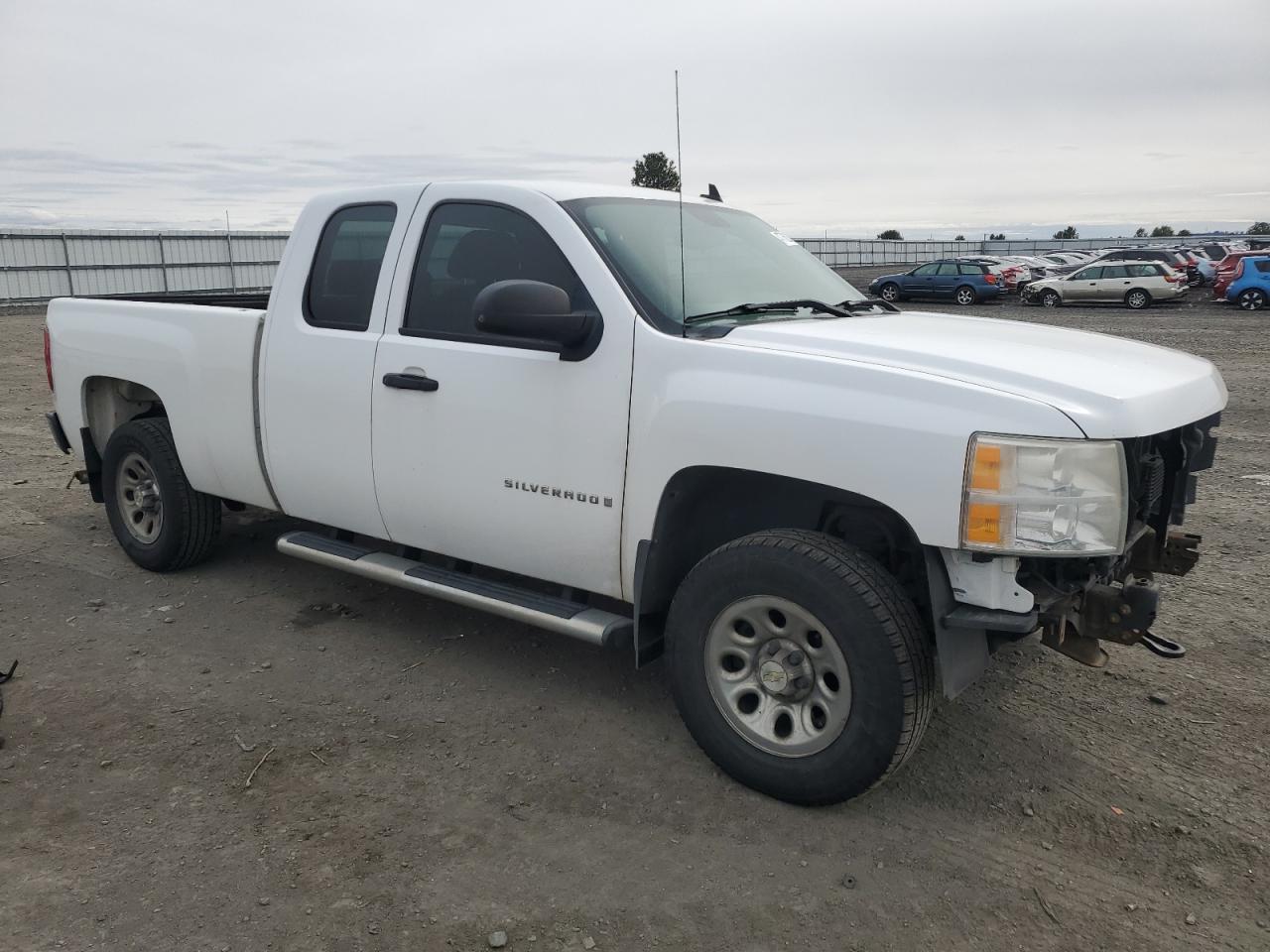 2008 Chevrolet Silverado - Image 4