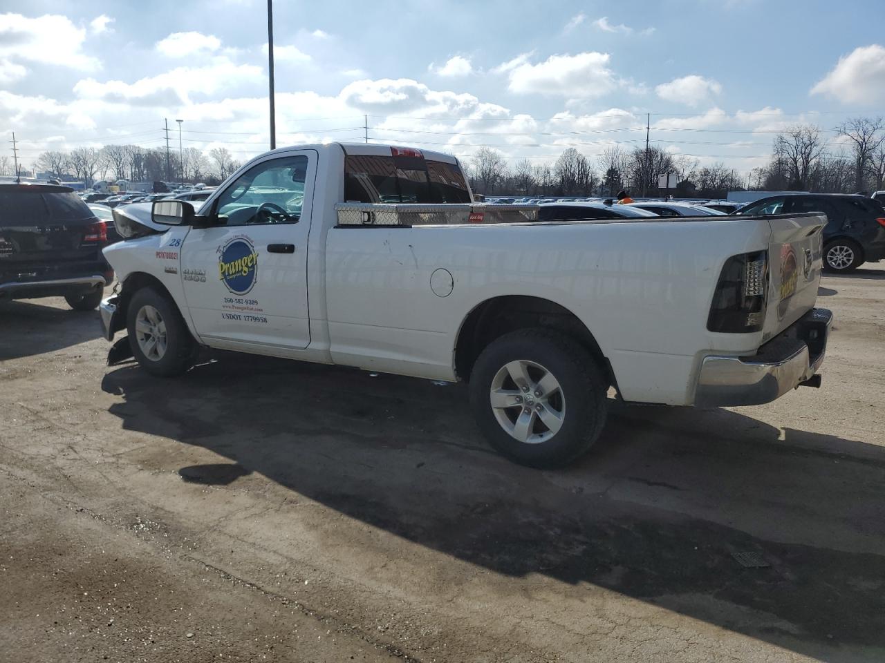 2016 RAM 1500 - Image 2