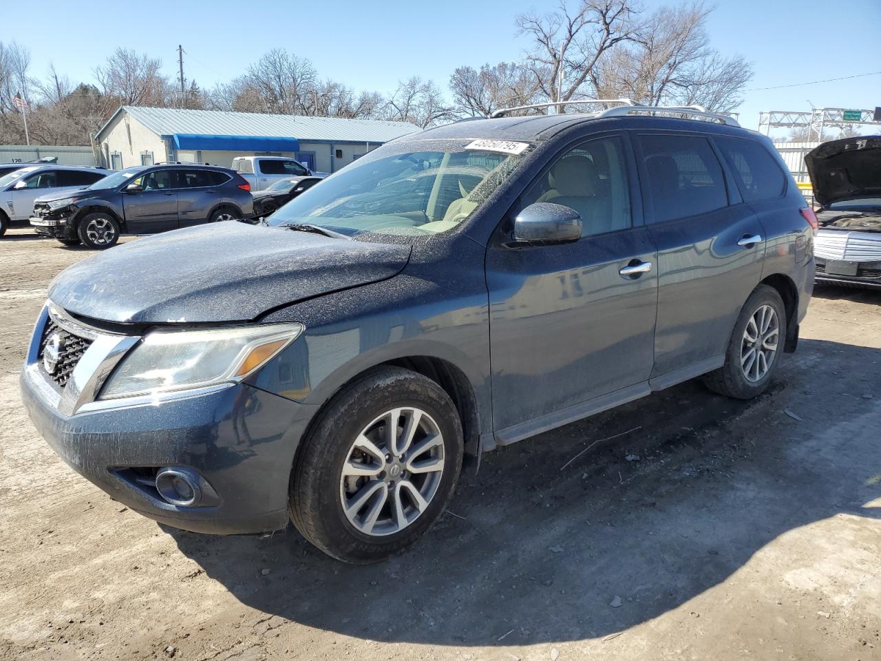 2013 Nissan Pathfinder S იყიდება Wichita-ში, KS - Front End