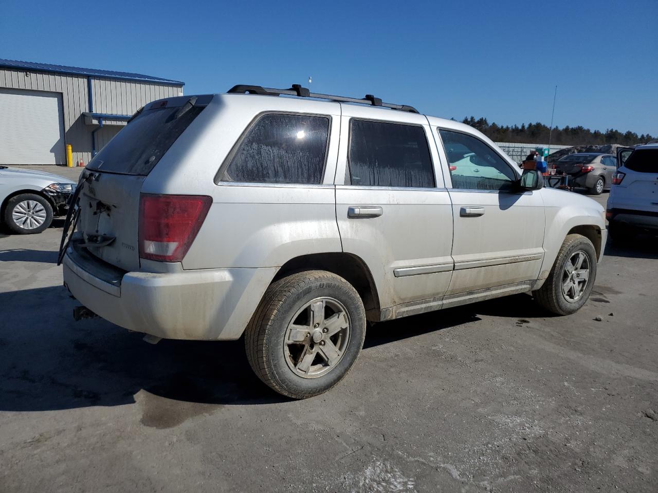 2005 Jeep Grand Cherokee - Image 3