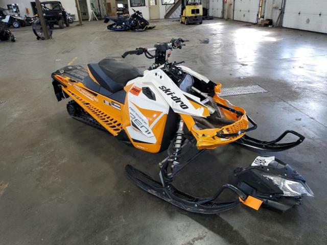 Vehicul