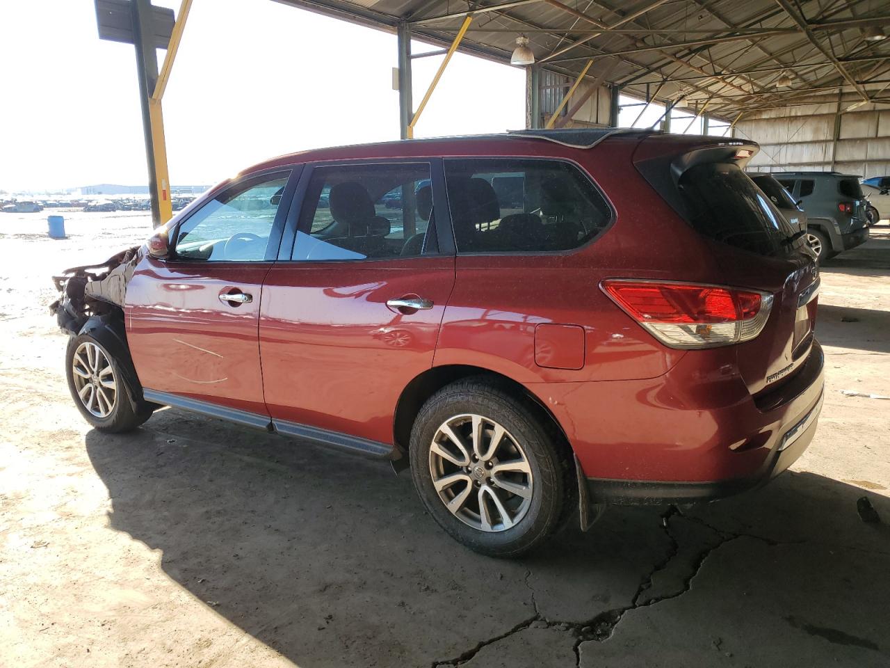 2014 Nissan Pathfinder - Image 2
