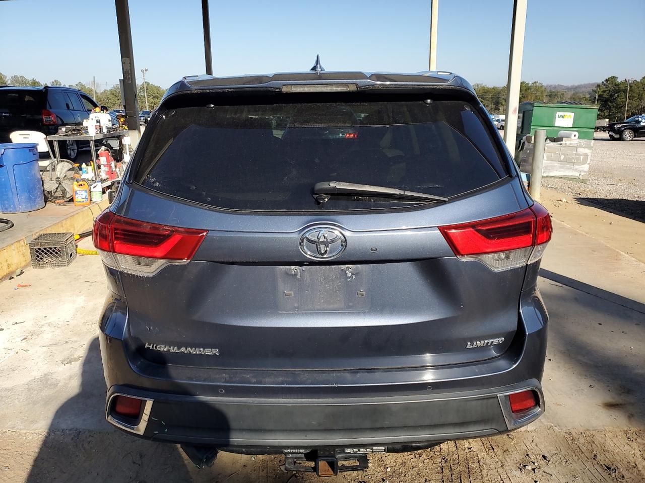 2018 Toyota Highlander - Image 6
