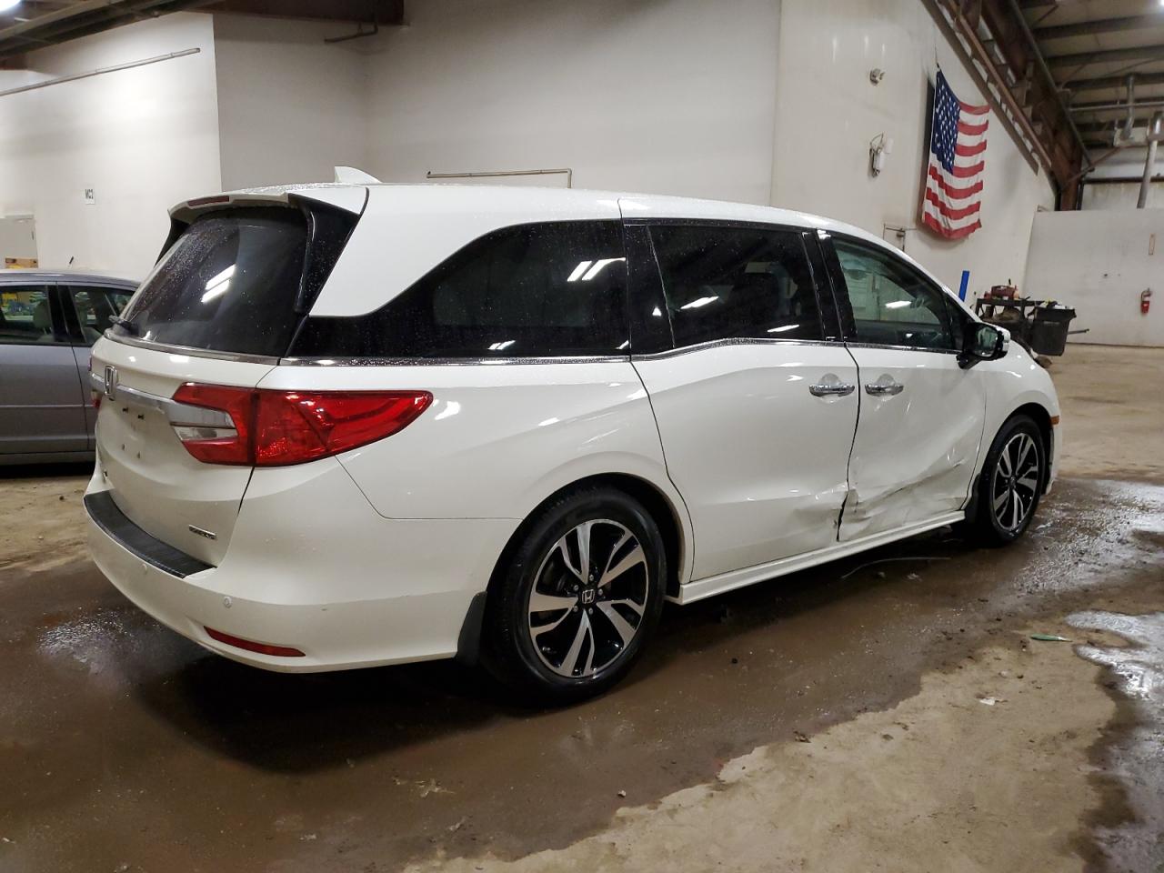 2019 Honda Odyssey - Image 3