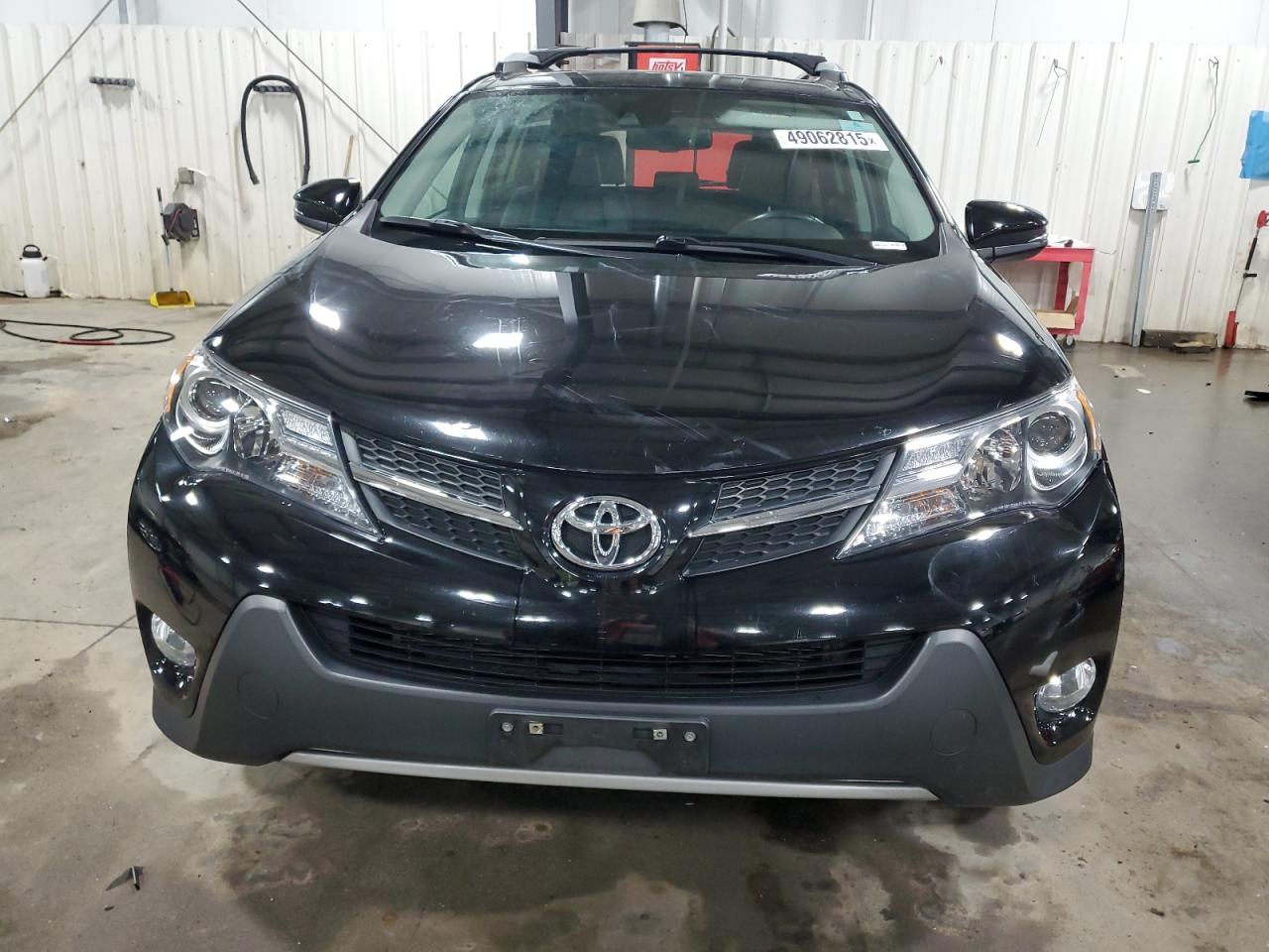 2014 Toyota RAV 4 - Image 5